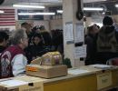 081